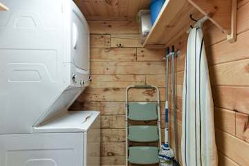 Image 23 for Little Bear Cabin w/Hot Tub