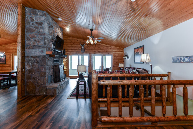 Image 11 for Long Beach Lake Lodge