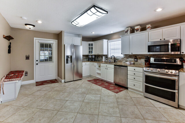 Image 8 for Newton Lake Lodge