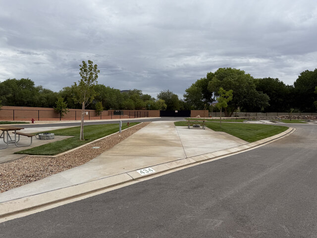 Image 1 for A434 Frontier Ave. 70ft Pull Through - A434