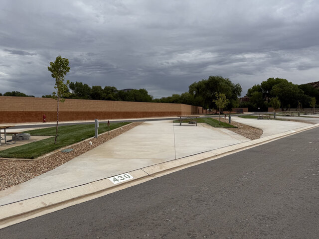 Image 1 for A430 Frontier Ave. 70ft Pull Through - A430