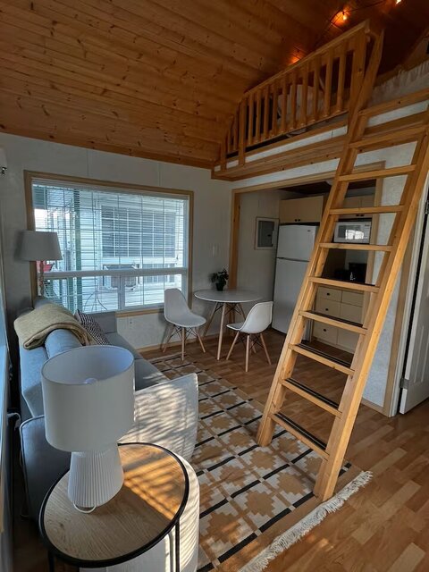 Image 3 for CA2) Cabin 2