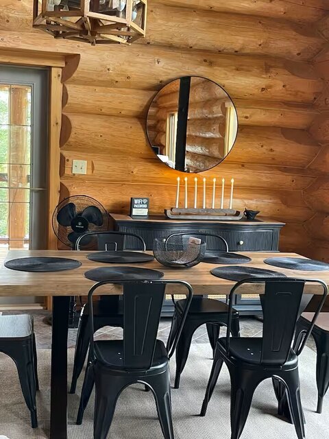 Image 6 for LO1) Lodge