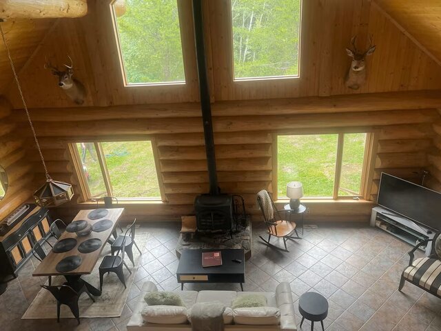 Image 4 for LO1) Lodge