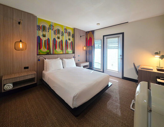 Image 1 for Sun Queen