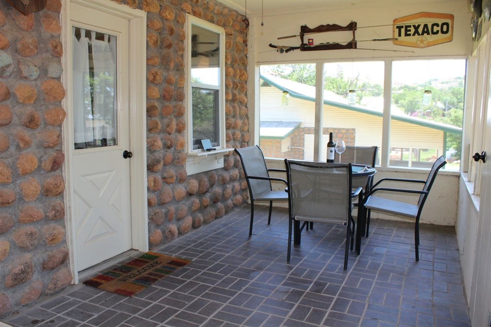 Medicine Park Rentals in Medicine Park, Oklahoma Buffalo Gal