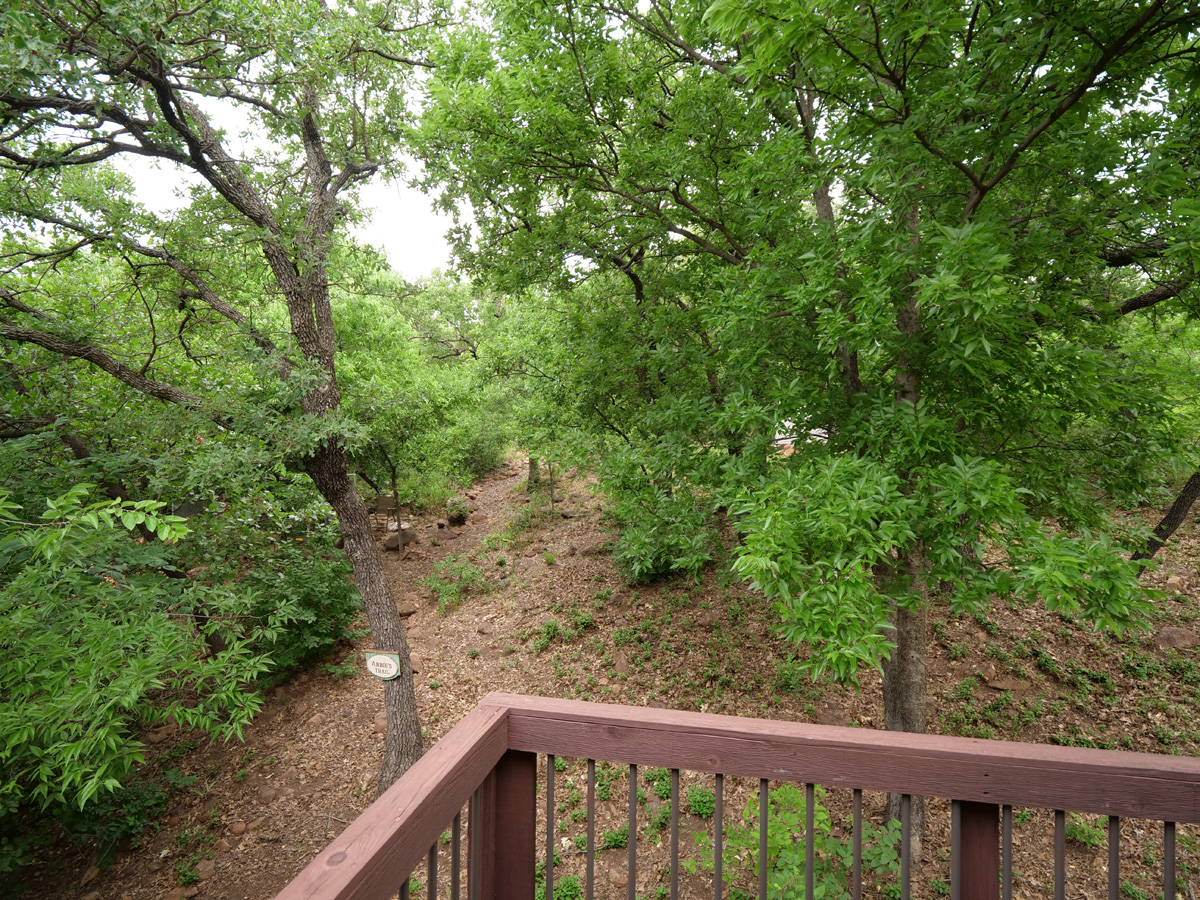 Come stay at the the Medicine Park cabins Oklahoma