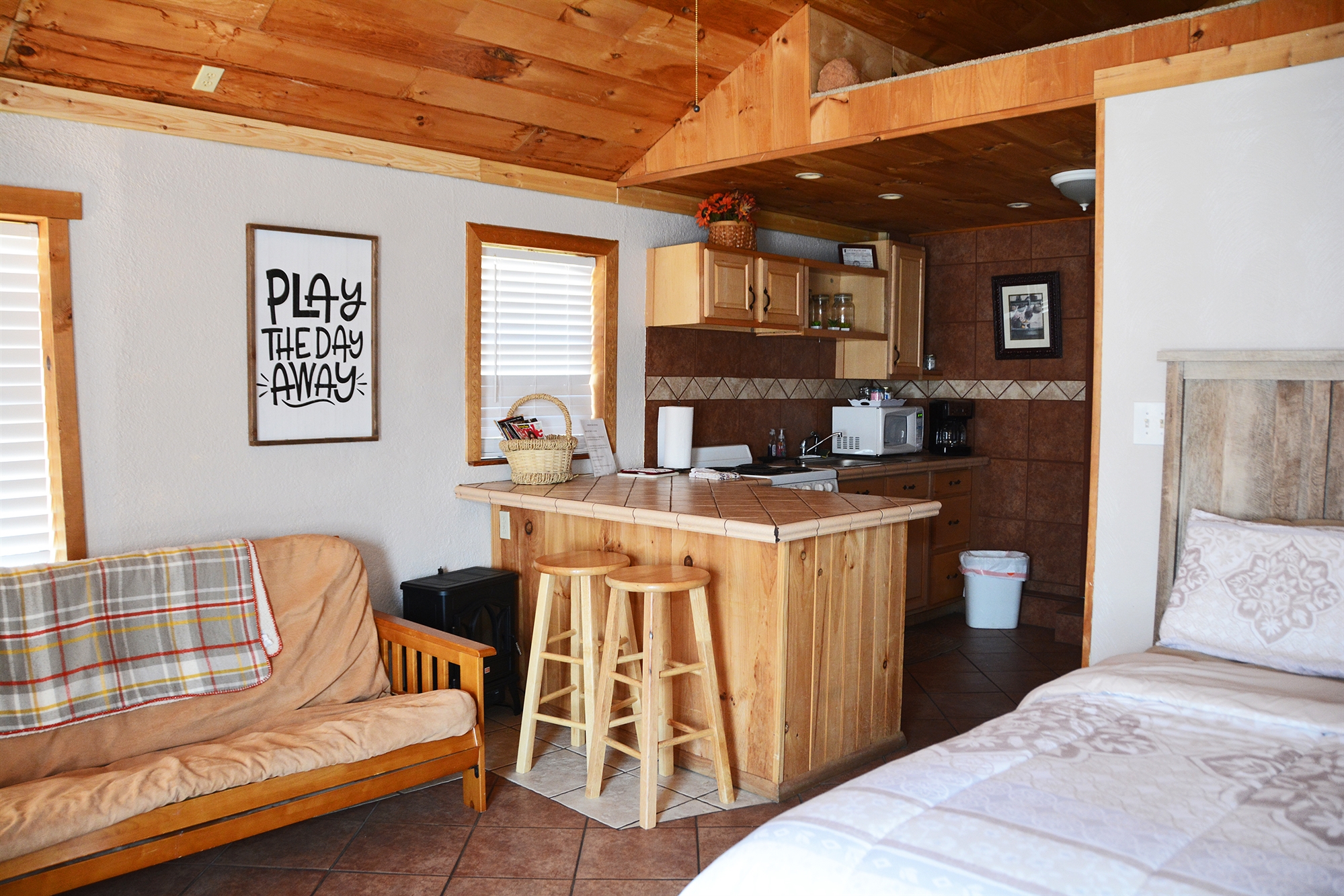 Medicine Park Rentals in Medicine Park, Oklahoma Cozy Cottage