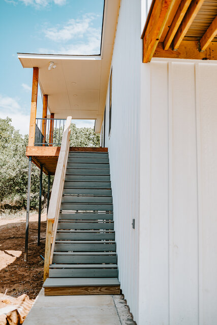 Image 2 for Willie's Hideaway