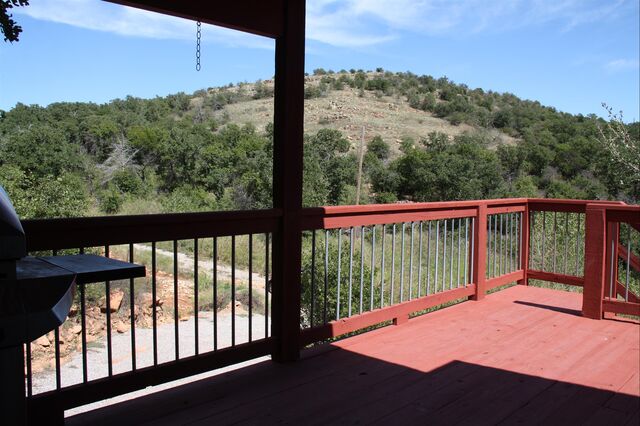 Image 5 for Dock Holiday Cabin