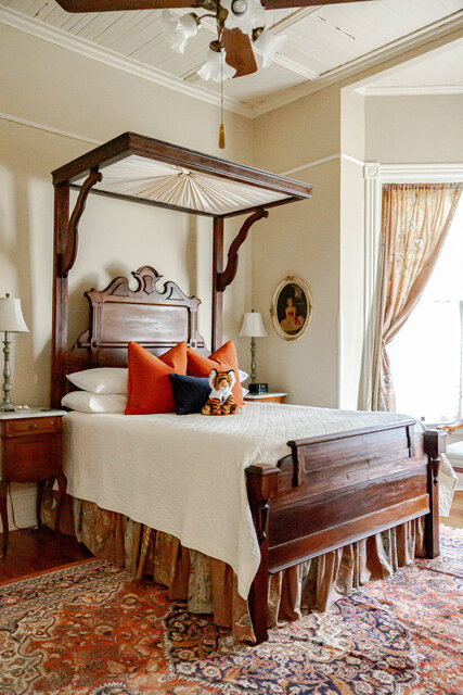 Image 2 for Petrie Suite