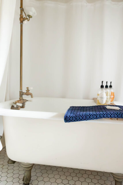 Image 10 for Petrie Suite