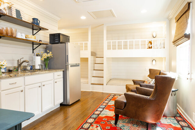 Image 2 for Pat Dye Cottage