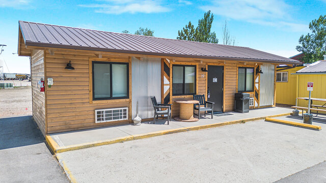 Image 17 for cabin family suite - DOG friendly rm