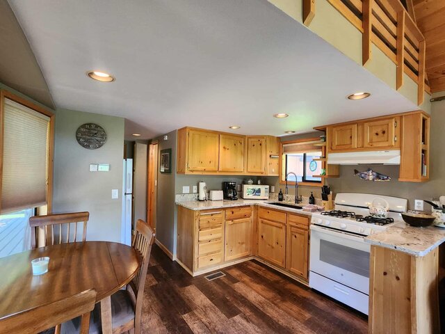 Image 5 for Maple - Cold Springs Creek Front