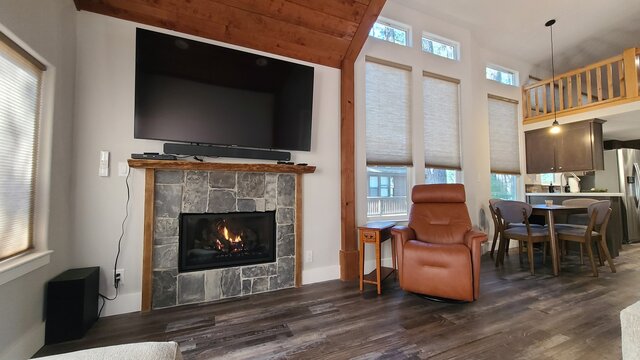 Image 4 for Madrone - Cottages in the woods