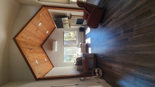 Image 3 for Madrone - Cottages in the woods