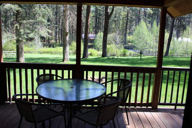 Image 5 for Spruce - Riverfront Cabin