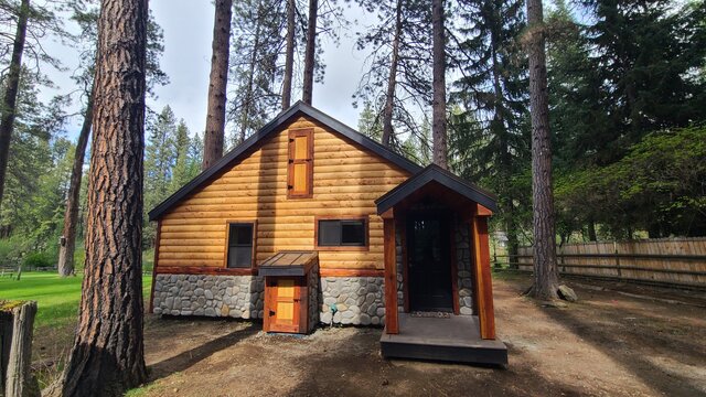 Image 1 for Log - Riverfront Cabin