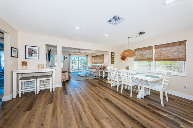 Image 9 for Relax and Unwind at Beautiful Bahia Palms