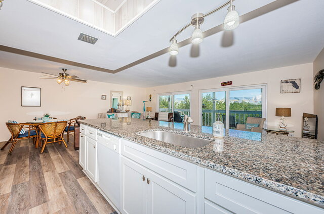 Image 19 for Intercoastal Beach Suite