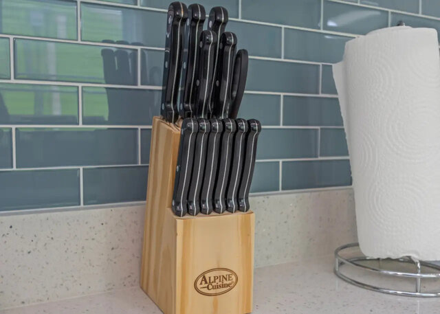 Image 18 for Sunshine Shores | Private Yard and Hot Tub