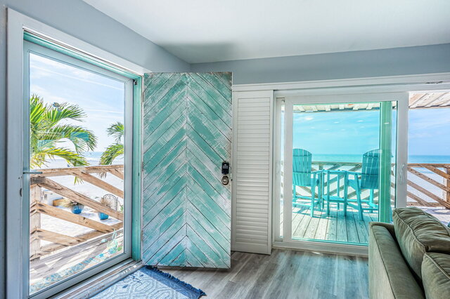 Image 9 for Peaceful beachfront stay 30 ft deck sweeping view