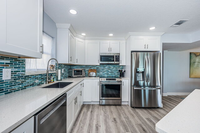 Image 19 for Peaceful beachfront stay 30 ft deck sweeping view