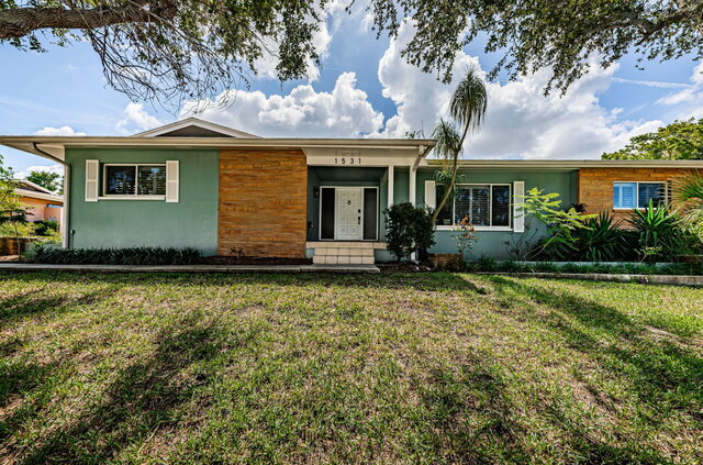 Image 2 for Largo Beach Home with pool