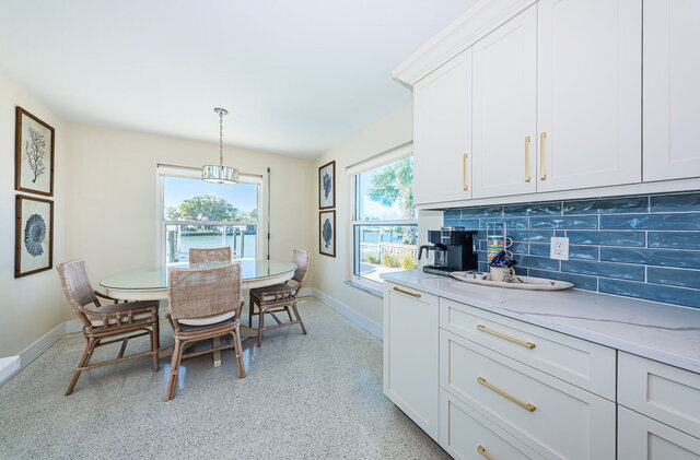 Image 13 for An Intra Coastal waterfront Home with pool