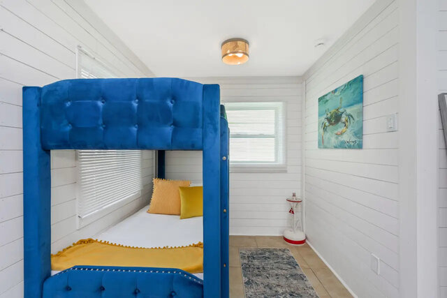 Image 24 for Teal Tide