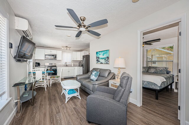 Image 13 for Sunset beach Bungalow  1