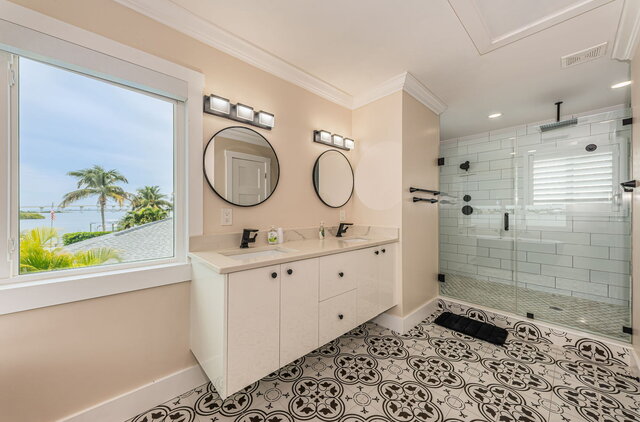 Image 25 for Coastal Waters Retreat