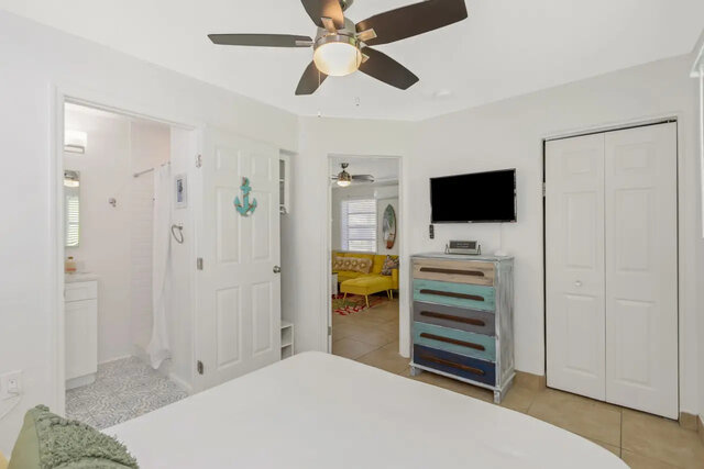 Image 14 for Teal Tide