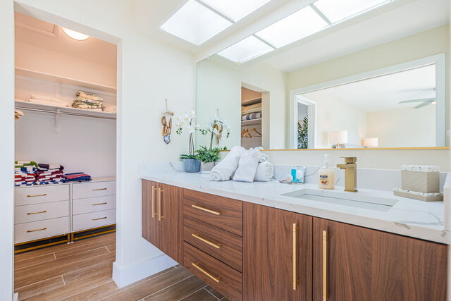 Image 20 for An Intra Coastal waterfront Home with pool