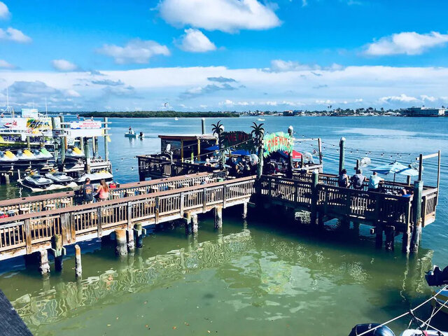 Image 22 for Joyce's Beachfront Suite 3