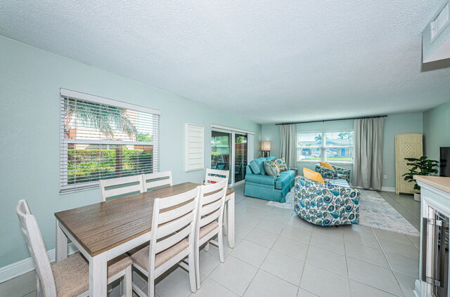 Image 13 for El Mar  Charming Beach suite with Pool