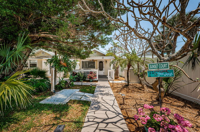 Image 2 for Sunset beach Bungalow  1