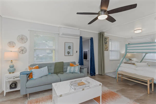 Image 5 for Sunshine Shores | Private Yard and Hot Tub