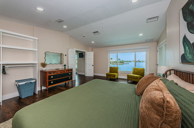 Image 22 for Coastal Waters Retreat