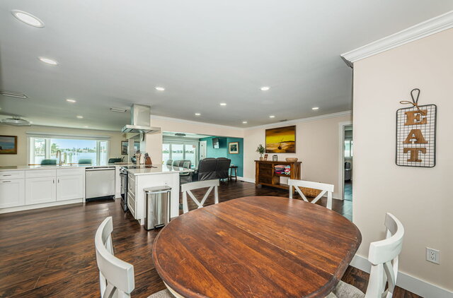 Image 19 for Coastal Waters Retreat