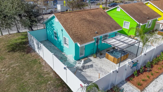 Image 5 for Teal Tide