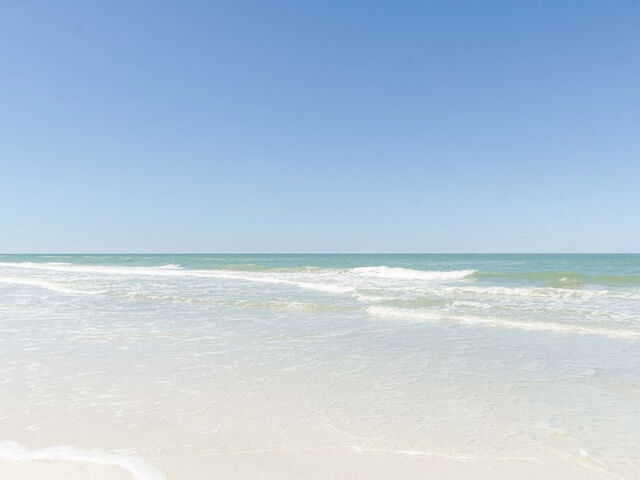 Image 16 for Beach Villa A