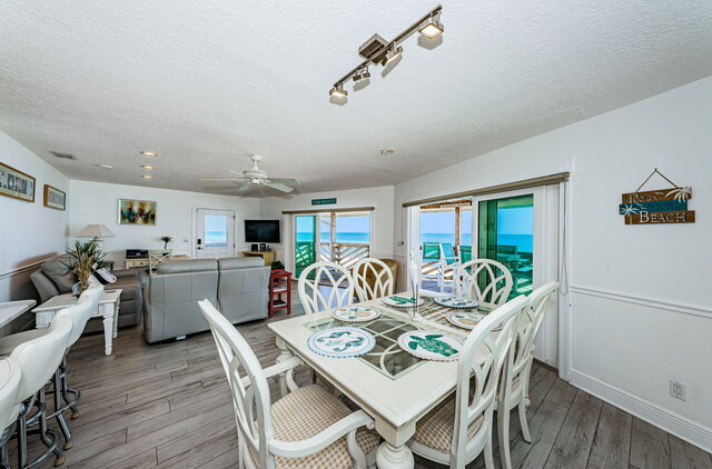 Image 14 for Beachfront Cypress & Sun Gulf Suite