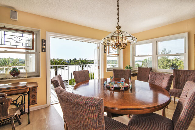 Image 17 for Joyce's Beachfront Penthouse