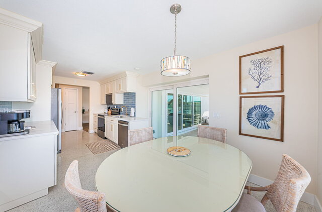 Image 16 for An Intra Coastal waterfront Home with pool