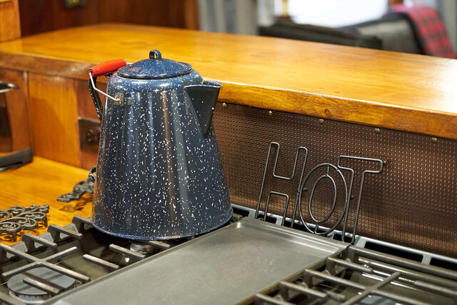 Image 7 for 11) The Cadillac