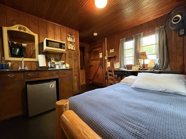 Image 7 for 10) Snow Day