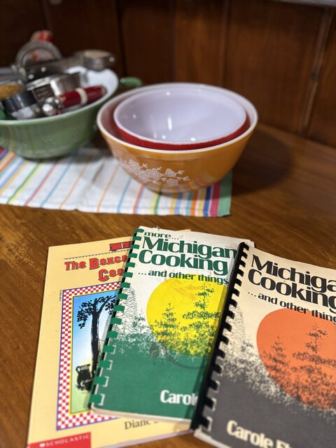 Image 6 for 11) The Cadillac