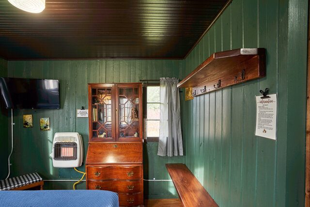 Image 2 for 05) The Ellie Mae